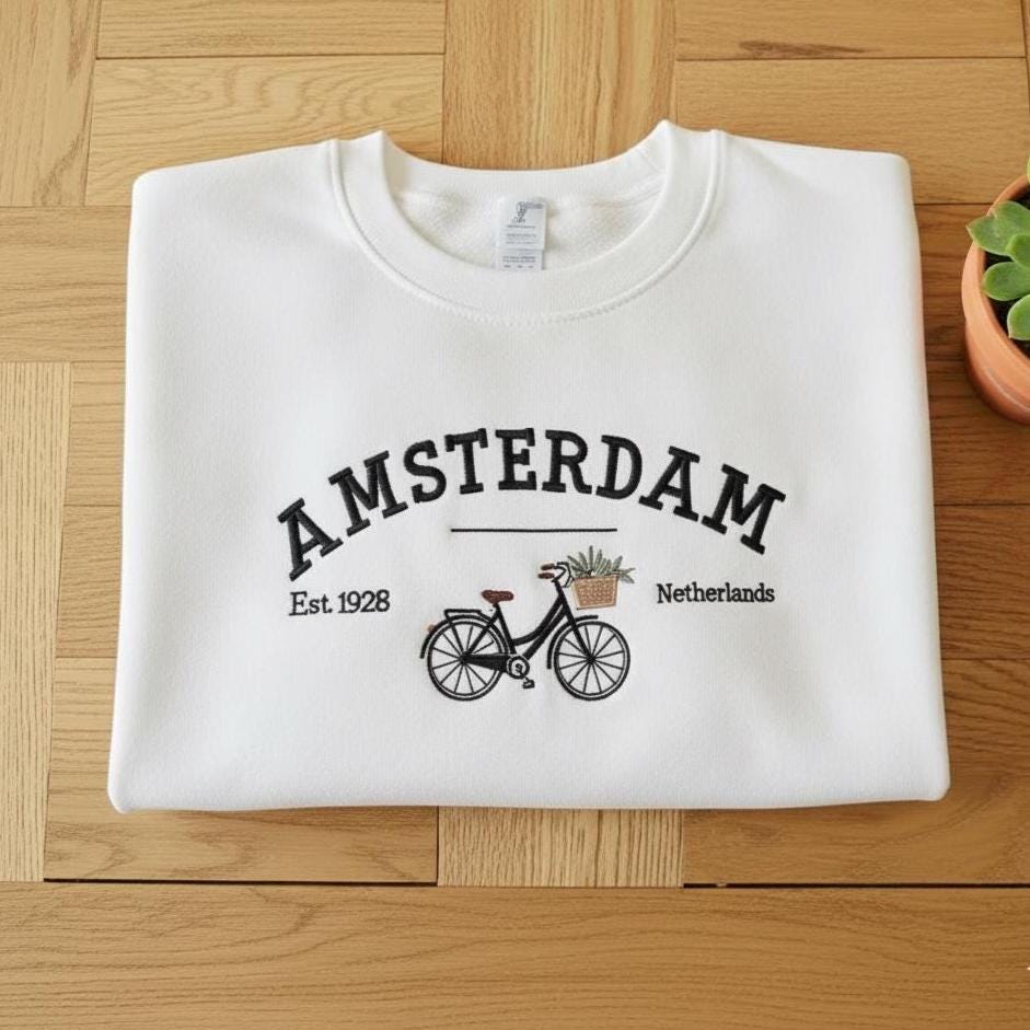 Amsterdam Embroidered Sweatshirt, Vintage Netherlands Crewneck, Retro City Sweater, Oversized Amsterdam Embroidery Jumper
