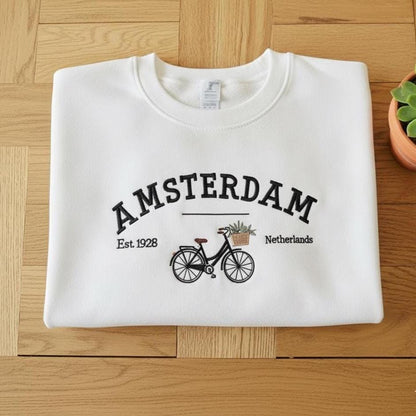 Amsterdam Embroidered Sweatshirt, Vintage Netherlands Crewneck, Retro City Sweater, Oversized Amsterdam Embroidery Jumper