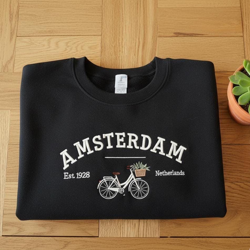 Amsterdam Embroidered Sweatshirt, Vintage Netherlands Crewneck, Retro City Sweater, Oversized Amsterdam Embroidery Jumper