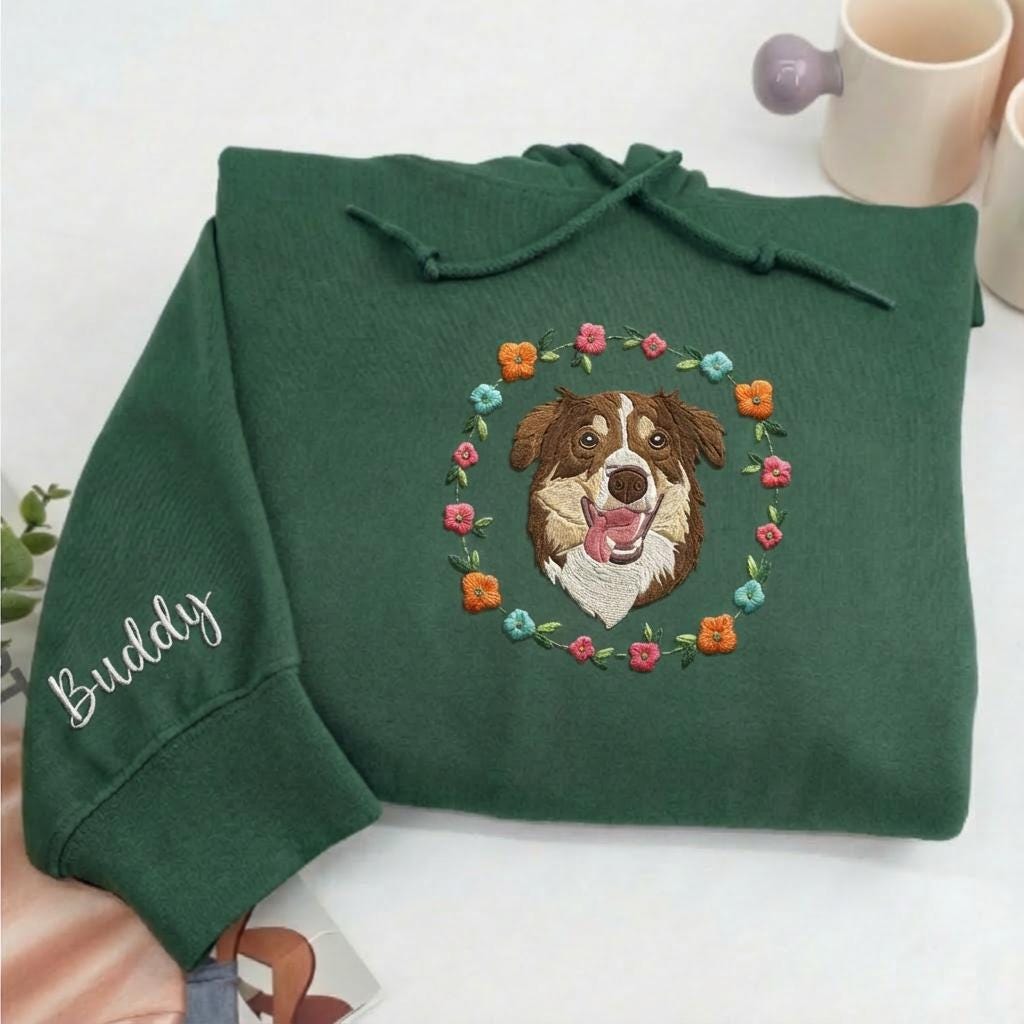 Custom Embroidered Dog Face Sweatshirt, Personalized Pet Portrait Crewneck, Cat Mom Shirt, Dog Lover Gift for Her, Pet Memorial Shirt