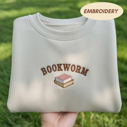 Bookworm Embroidered Shirt, Minimalist Book Lover Sweatshirt, Aesthetic Reading Crewneck, Gift for Bookish Girls, Librarian Style Shirt