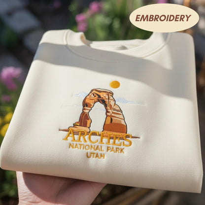 Arches National Park Embroidered T-shirt, Utah Nature Apparel, Delicate Arch National Park Top, Hiking Sweatshirt, Outdoor Adventure Gift